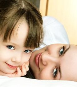 Mutter mit Tochter